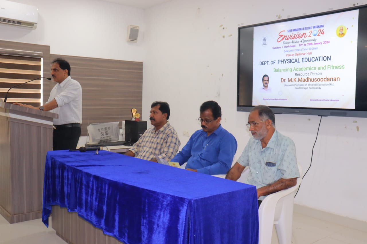 വടകര ശ്രീ നാരായണ കോളേജിൽ ആദ്യ സെമിനാർ പരമ്പര അവസാനിച്ചു.