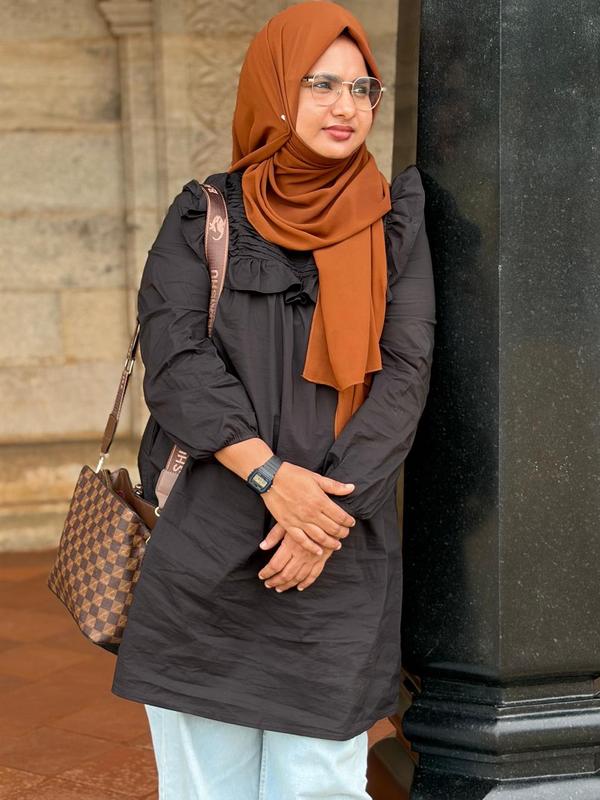 AYISHA RISNA K M 